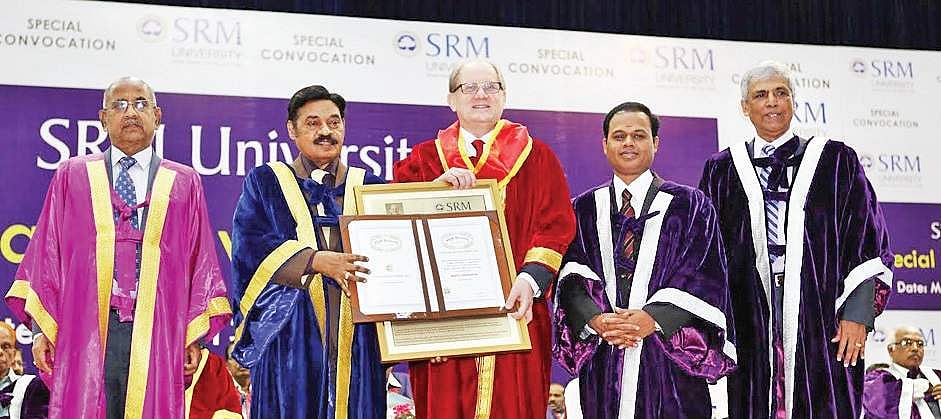 ‘Knowledge is now global’