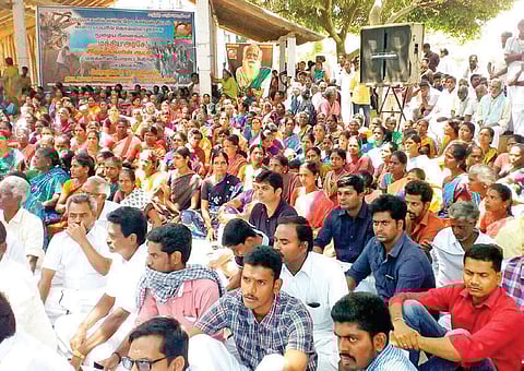 People taking part in a hunger strike against the hydrocarbon project at Thilagar Thidal in Pudukkottai on Sunday. | Express