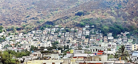 Houses located on the hill slopes in Vijayawada, are vulnerable to fire accidents during summer | Express