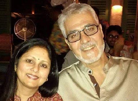Nitin Kapoor(Left) Bollywood producer and husband of Telugu actress Jayasudha.(Via Dr Jayasudha Kapoor official facebook page)