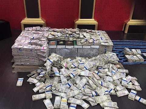 Cash found as Bengaluru cops raided the houses of Bomb Naga (alias) V Nagaraj in Srirampuram. (EPS)