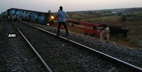 Aurangabad-Hyderabad passenger train derailed between Khalgapur and Bhalki stations in Karnataka. (ANI)