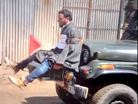 An Army Major had tied a Kashmiri man to a jeep.  (Twitter|@abdullah_omar)