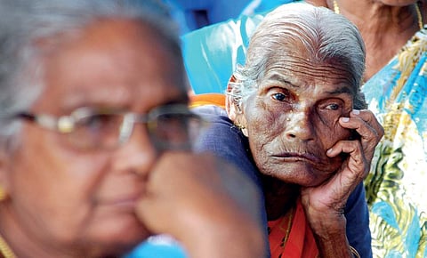 The anti-IOC protests in Puthuvype stood out for the unflinching participation of senior citizens. They say they are not ready to leave the land. A scene from the protest site at Puthuvype in Kochi on Wednesday |  K Shijith