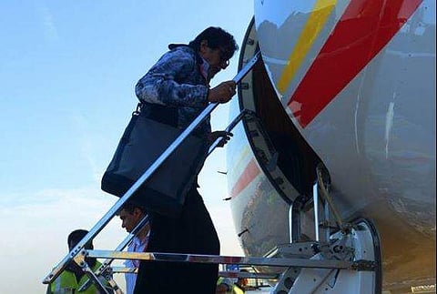 Amitabh Bachchan leaving for Thugs of Hindostan shoot. (Photo|Facebook)