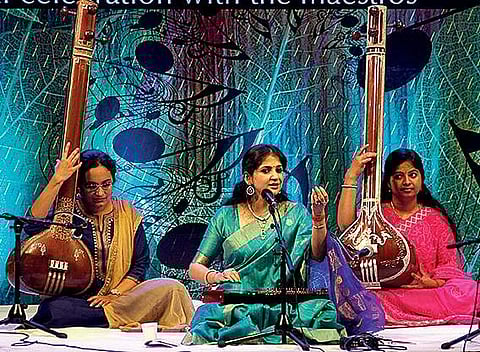 pics: sathya keerthi