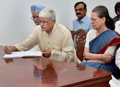 UPA Vice-Presidential candidate Gopalkrishna Gandhi filing his nomination in New Delhi on Tuesday. (Photo | PTI)