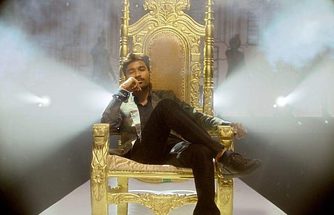 Hit pair Dhanush and Amala Paul are back with the sequel of the immensely popular tamil film VIP. Here are snipshots of dance sequences and romantic scenes from the soon-to-be released VIP-2