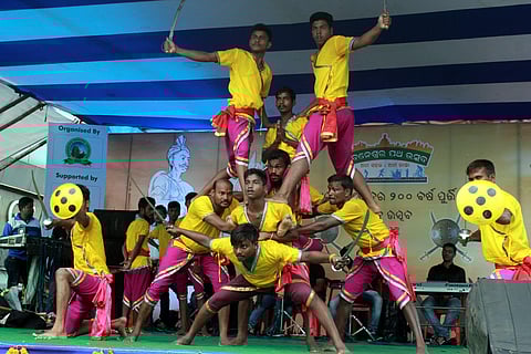Patha Utsav resonates with Paika dance beats