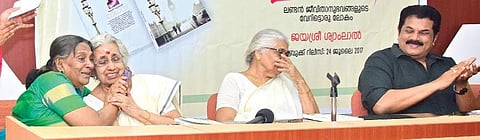 Actress Vijayakumari, mother of M Mukesh MLA, consoling the late poet O N V Kurup’s wife Sarojini Kurup when the latter broke down while recollecting their experiences, in Thiruvanathapuram on Monday. The  late  writer Vaikom Chandrasekharan Nair’s wife S