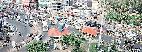 'KIIFB cleared E86.34 crore for Vyttila flyover'