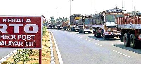 Kerala: Hooch flows through border palm groves to tango with toddy