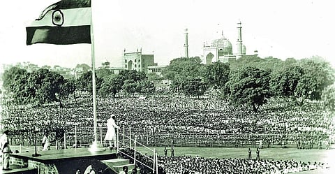 First PM Jawaharlal Nehru addressing the nation on Independence Day