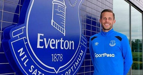 Everton signed Iceland midfielder Gylfi Sigurdsson from Premier League rivals Swansea for a club record 45 million pounds. (Twitter|Everton)