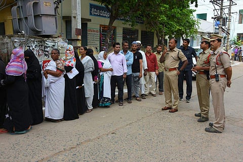 Voters queued up to exercise their franchisee for Nandyal by-poll on Wednesday. (EPS)
