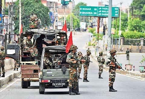 Army conduct flag march amidst curfew imposed in Sirsa following the riots on Friday | PTI