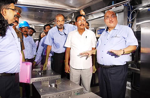 Minister of State for Railways Rajen Gohain (C) | PTI