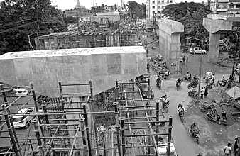 Two more engineers arrested for Bomikhal flyover mishap