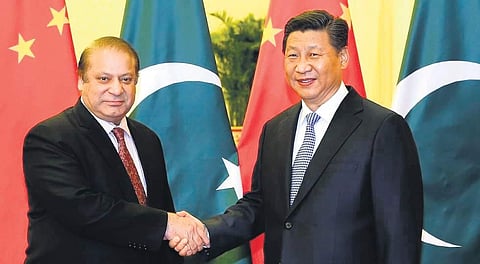 Pakistan PM Nawaz Sharif and Chinese President Xi Jinping