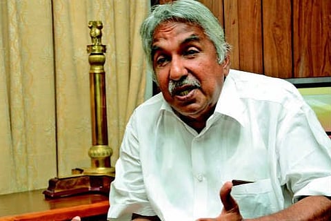 Oomen Chandy (File | EPS)