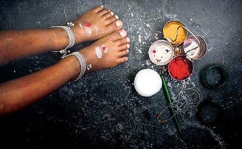 Tamil Nadu, Andhra Pradesh get notice over Devadasi practice