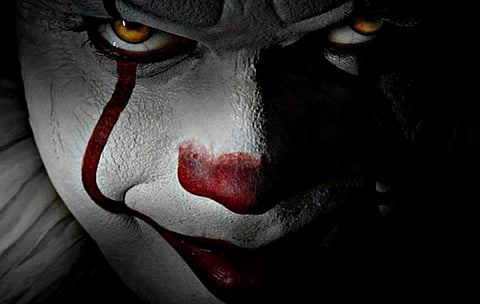 Stephen King has another landmark novel turned into a movie. After a gap of 31 years, Pennywise, the dancing clown from the  book, is making his way to the big screen in director Andrés Muschietti’s film with the same title. Here are 10 other great horror films adapted from Stephen King literature that you can watch.