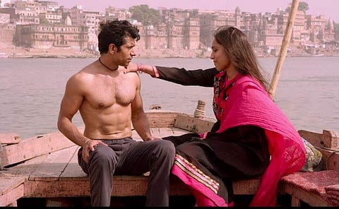 A still from Mukkabaaz