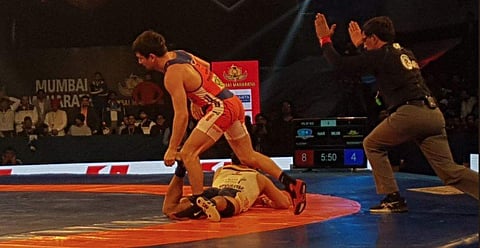 Vladimir Khinchegashvili of Haryana hammers defeats Bekhbayar (Photo | Twitter/Official_PWL)