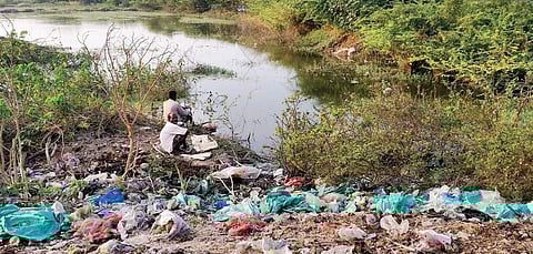 Chennai: Trash chokes Porur lake, smoke blinds motorists