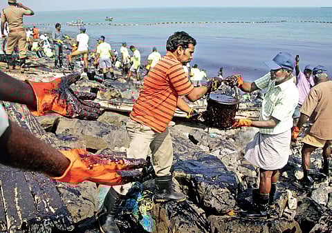 Officials struggled to contain the oil spill in 2017 due to the absence of a clear contingency plan. (File photo | EPS)