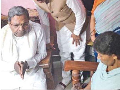 Siddaramaiah at Deepak Rao’s house
