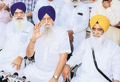 Senior Akali leaders Ranjit Singh Brahampura, Rattan Singh Ajnala, Sewa Singh Sekhwan address the media in Amritsar on Sunday| pti
