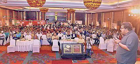 Author Ashwin Sanghi interacting with audience during the session | Express