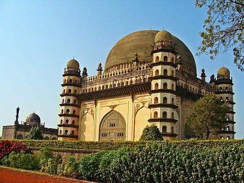 ASI deploys security guards to stop spitting inside Gol Gumbaz in Karnataka