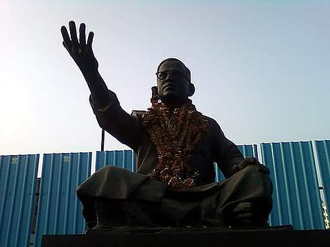 Ghantasala Statue (Photo: Wikimedia Commons)