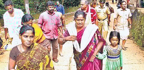 Female devotees return to the base camp after their progress was blocked by protesters guarding the Ayyappa temple on Monday | Shaji Vettipuram