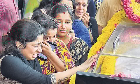 Fans pay their last respects to Balabhaskar in the capital on Tuesday | B P Deepu