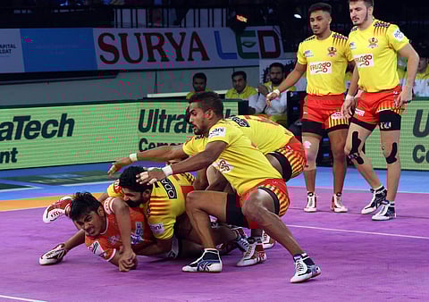 Gujarat Fortune Giants beat Puneri Paltan to continue their impressive form in the Pro Kabaddi League (Photo | Facebook/Gujarat Fortune Giants)
