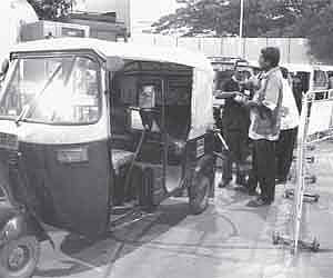 Autos line up to fill gas at a pump on St Marks Road. A drop in auto LPG prices has resulted in shortage in supply. (File Photo | EPS/NAGESH POLALI