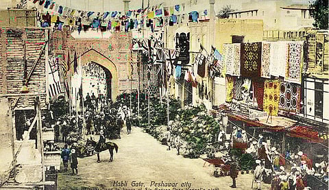Kabli [Kabul] Gate, Peshawar City (decorations in honour of Sir George Roos-Keppel’s visit); (below) a postcard titled Delhi published in London from Omar Khan’s collection