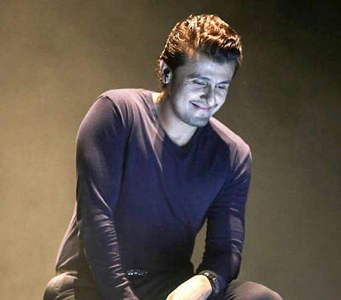 Sonu Nigam (Facebook Photo)