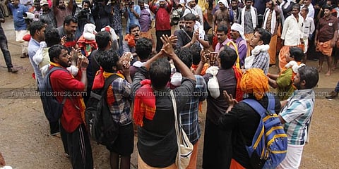 Lord Ayyappa devotees at Sabarimala | EPS