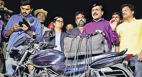 G Janardhana Reddy comes out on bail from Parappana Agrahara Central Jail on Wednesday | Pandarinath B