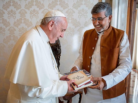 obel Peace Laureate Kailash Satyarthi on Friday called on Pope Francis on 16 November 2018 to discuss a law to prevent digital child sexual abuse. (Photo | AP)