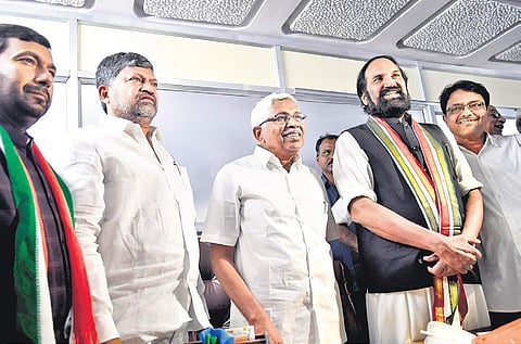 From left: AICC secretary incharge Saleem Ahmed, TDP President L Ramana, Telangana Jana Samithi President M Kodandaram and TPCC President N Uttam Kumar Reddy at TJS office in Hyderabad (File | EPS)