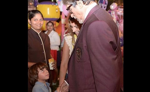 Amitabh Bachchan with Shah Rukh Khan's son AbRam (Photo | Instagram)