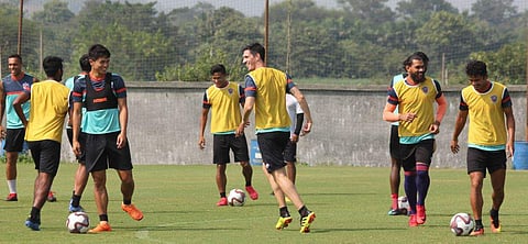 FC Pune City Players during practice. | Image Courtesy: Twitter