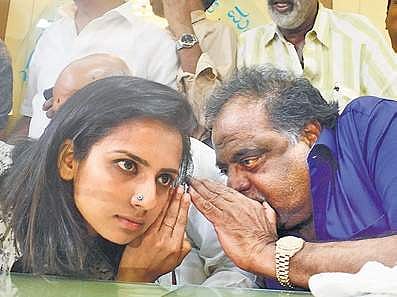 Ambareesh with Sruthi Hariharan.