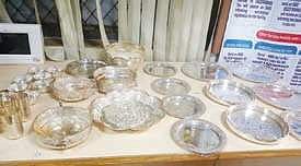 Gold, silver tumble out of bank lockers of Assistant Motor Vehicle Inspector in Visakhapatnam