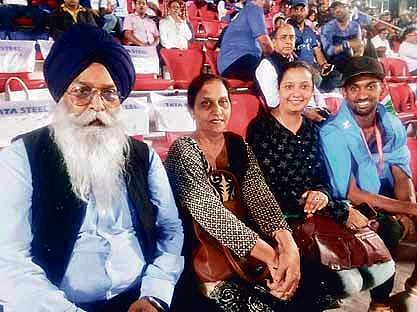 Hardik along with his family members at Kalinga Stadium in Bhubaneswar on Friday